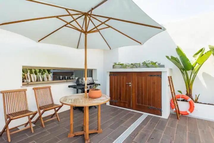 Baleal Surf Ranch Hotel Ferrel  Exterior photo